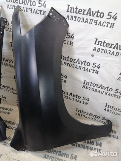 Крылья передние (Китай) Land Cruiser 200 15+