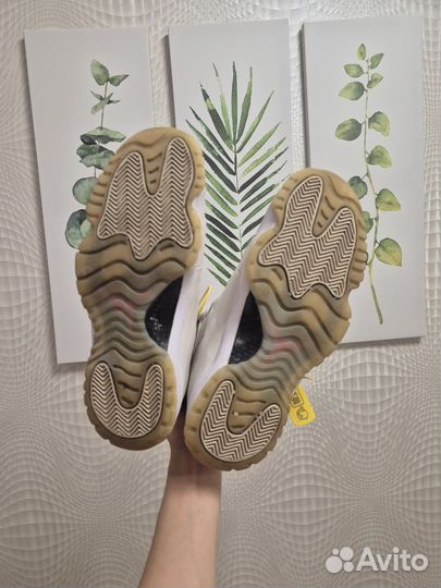 Оригинал Jordan 11 platinum tint