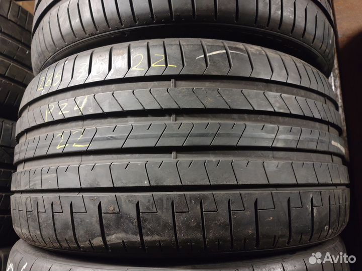 Pirelli P Zero PZ4 285/30 R22