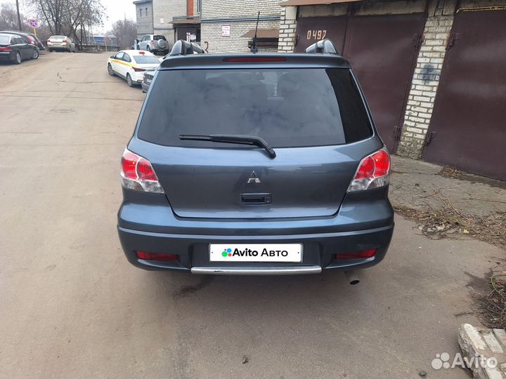 Mitsubishi Outlander 2.4 AT, 2004, 299 000 км
