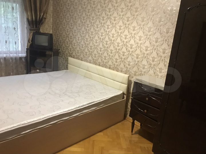 Комната 14 м² в 2-к., 2/5 эт.