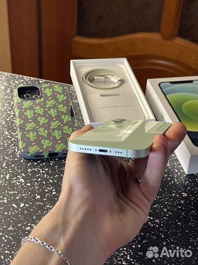 iPhone 12, 128 ГБ