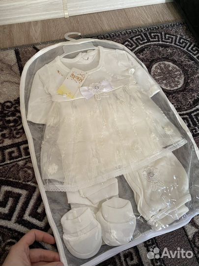 Комплект на выписку для девочки