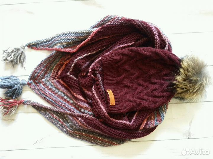 Комплект женский вязанный