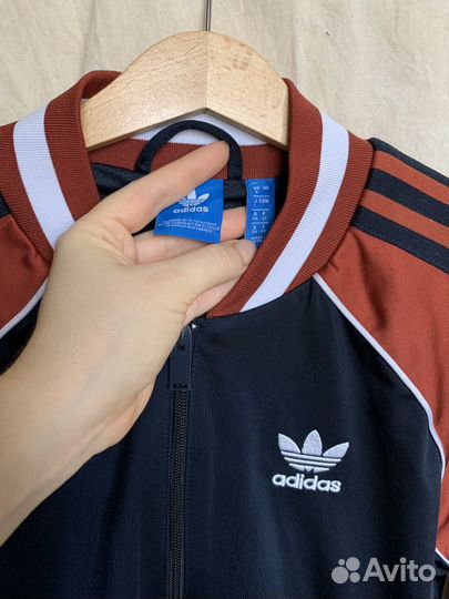 Куртка adidas женская