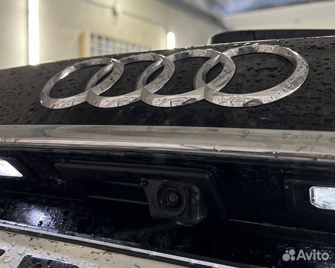 Оригинальная камера заднего вида Audi