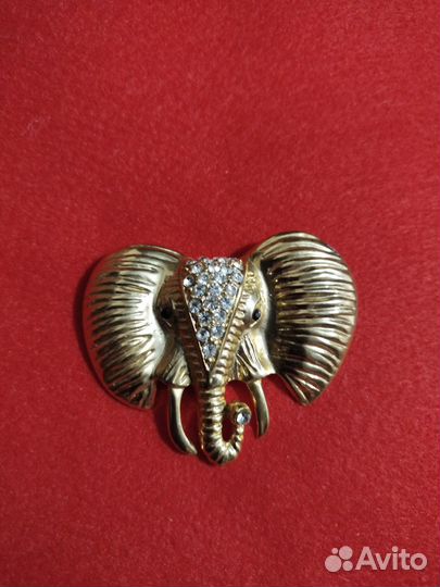 Коллекционные подписные броши