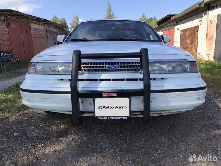 Ford Crown Victoria 4.6 AT, 1992, 4 250 км