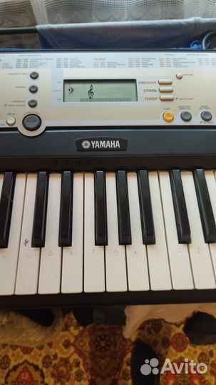 Синтезатор yamaha psr r200