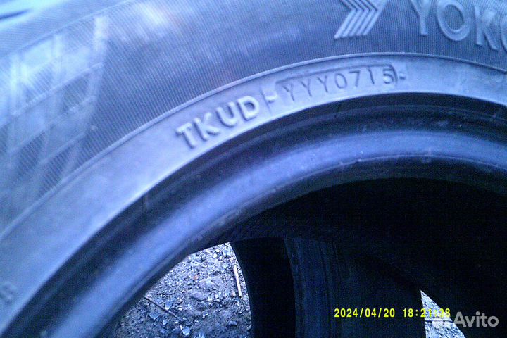 Yokohama C.Drive 2 AC02 215/55 R16