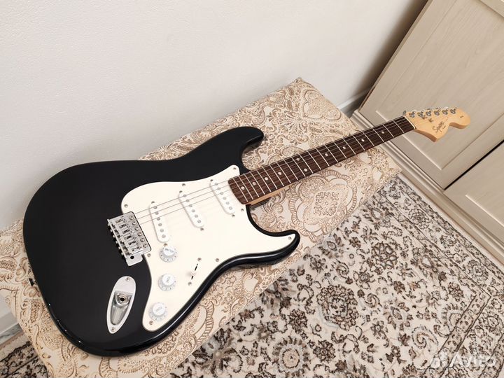 Fender squier affinity stratocaster 12 год