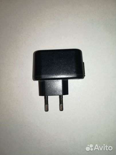 Зарядное устройство для смартфона