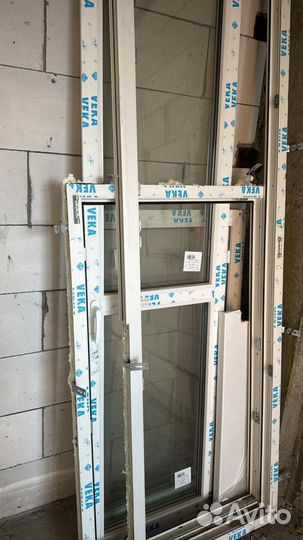 Комплект пластиковых окон с дверями