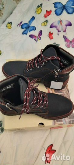 Ботинки женские 39 размер новые