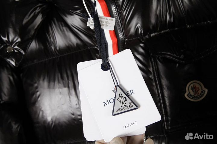 Пуховик Moncler