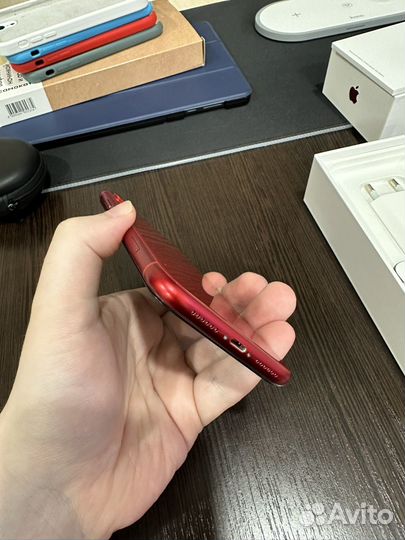 iPhone Xr, 64 ГБ