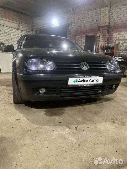 Volkswagen Golf 1.6 МТ, 2000, 300 000 км