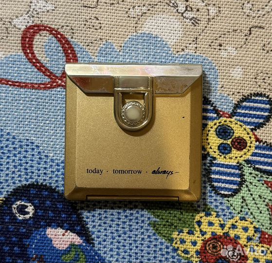 Зеркало карманное