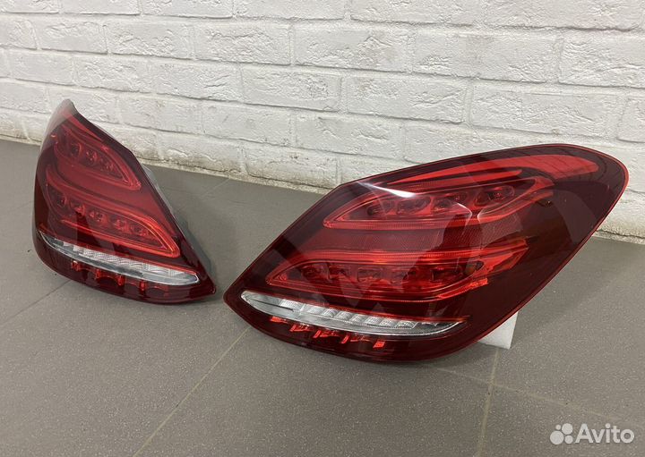 Фонарь задний LED (1шт) Mercedes C-class W205