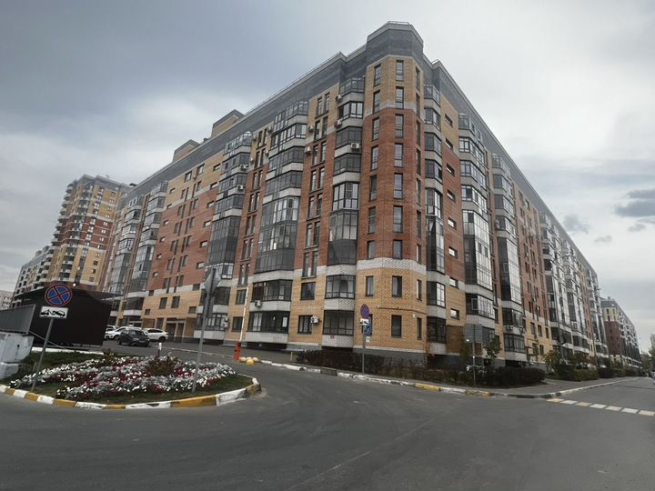 3-к. квартира, 89 м², 7/9 эт.