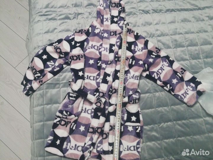 Продам детский халат р. 98-134