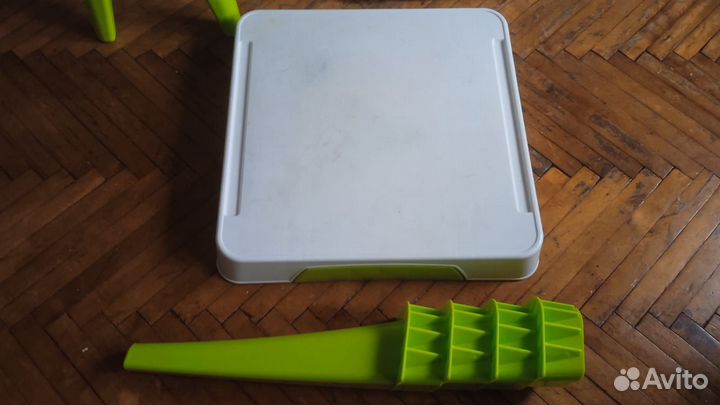 Стол и стул детские разборные (с 2 до 6 лет)