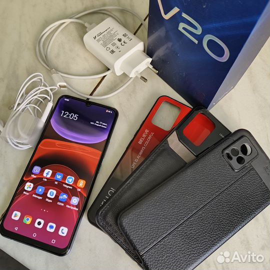 Телефон vivo V 20