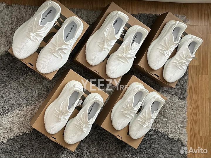 Кроссовки Adidas Yeezy Boost 350 V2 Triple White