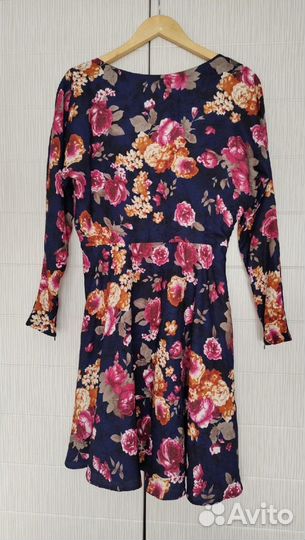 Платье р.44 с открытой спиной