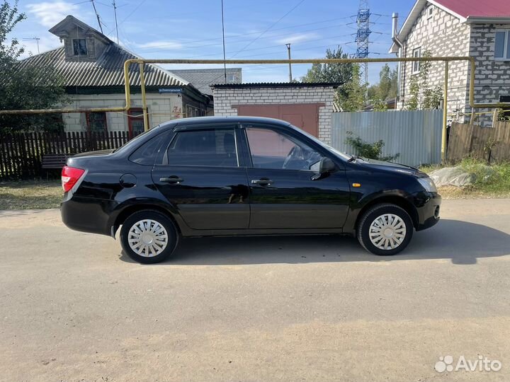 LADA Granta 1.6 МТ, 2013, 110 801 км