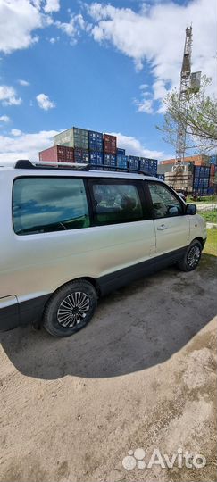 Toyota Lite Ace Noah 2.2 AT, 2000, 188 000 км