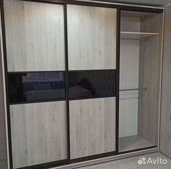 Шкаф купе зеркальный