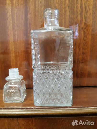 Графин,бутылка 500 гр