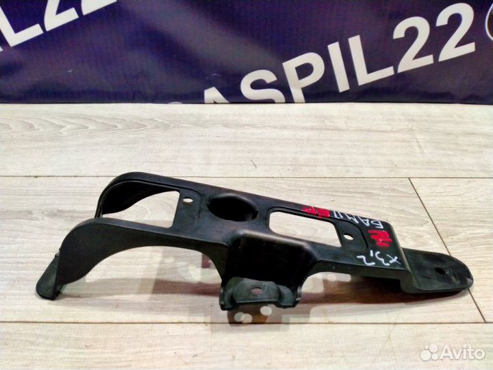 Крепление бампера заднее левое Bmw X3 E83 M54B25