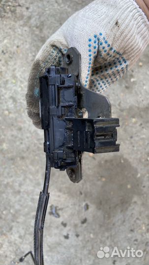 Замок задней правой двери Jaguar XF 2007-2015