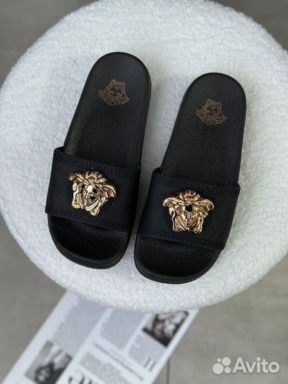 Шлепанцы женские versace