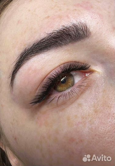 Наращивание ресниц Оформление бровей