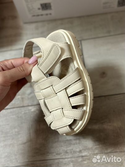 Сандалии для девочки 25 размер