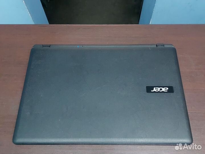 Acer ES1-522 A6-7310, 8 Gb, 240 Gb