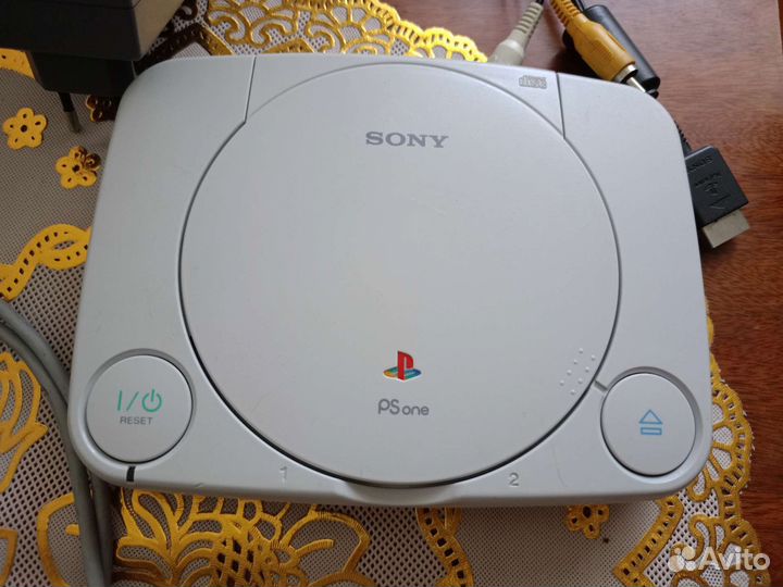 Sony PlayStation 1 (Slim)