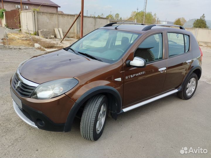 Renault Sandero Stepway 1.6 AT, 2013, 122 500 км