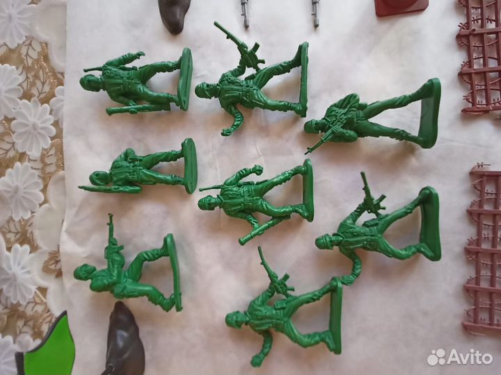 Солдатики игрушки пакетом