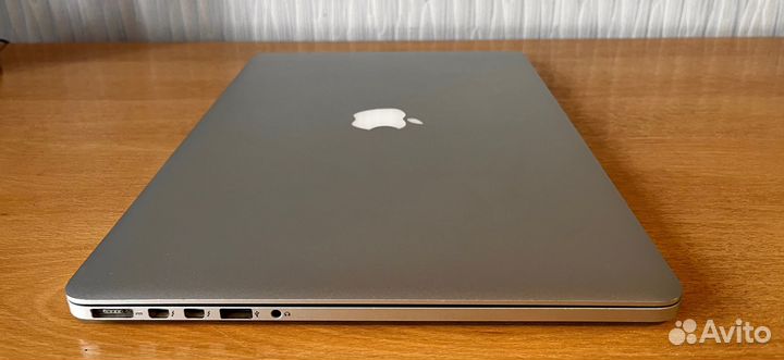 Apple Macbook pro 15 mid 2014