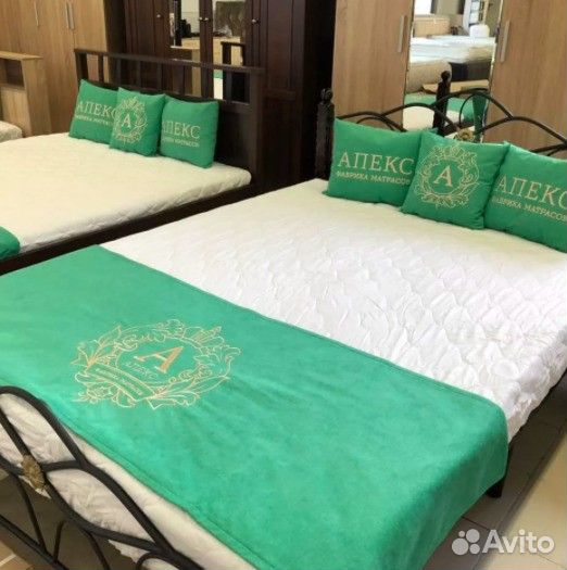 Защитный чехол на матрас