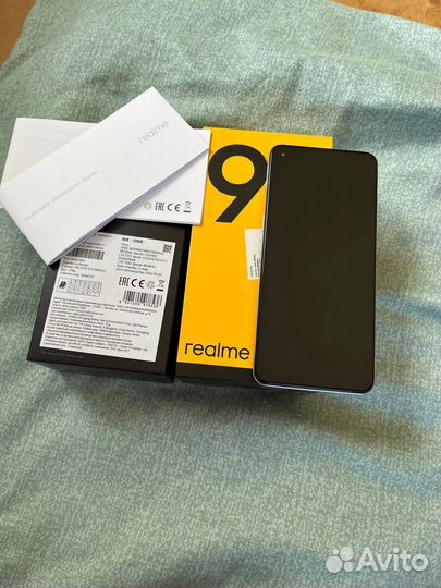 Мобильные телефоны realme 9