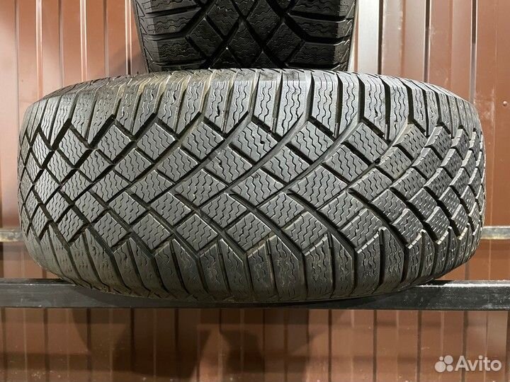 Continental ContiVikingContact 7 215/65 R16 102T