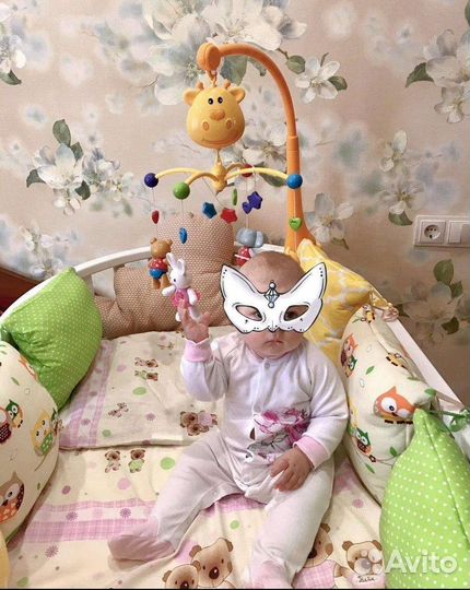 Защитный бортик для детской кровати