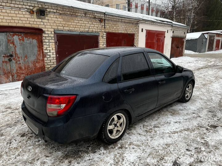 LADA Granta 1.6 МТ, 2013, 250 000 км