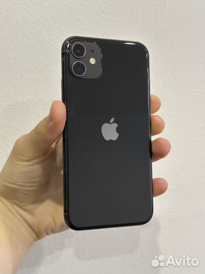 iPhone 11, 64 ГБ