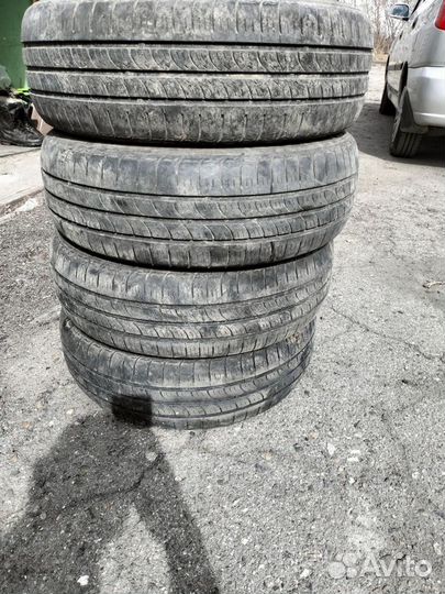 Kumho Sense KR26 185/65 R14 86H